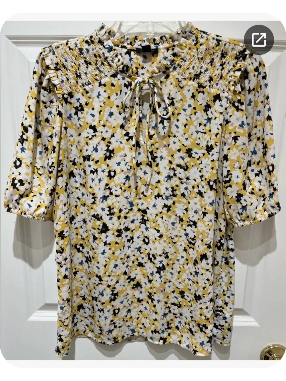 Ann Taylor Factory Yellow Multi Floral Short Sleeve Women’s Top with Tie Front